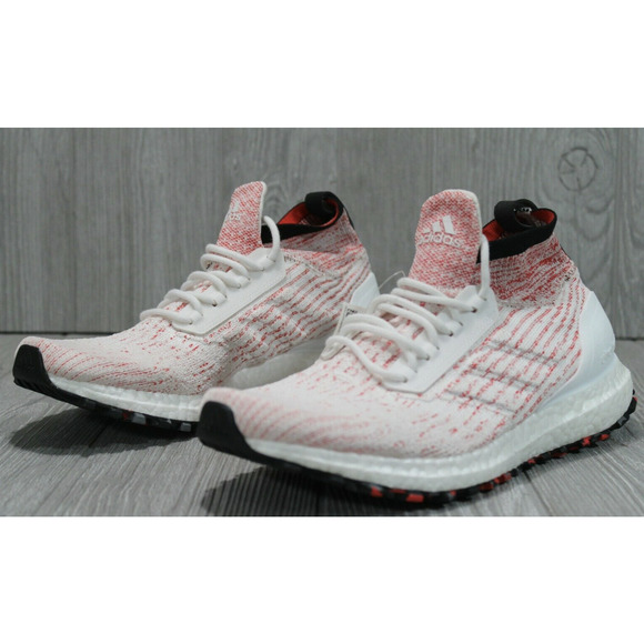 Athletic_Shoes